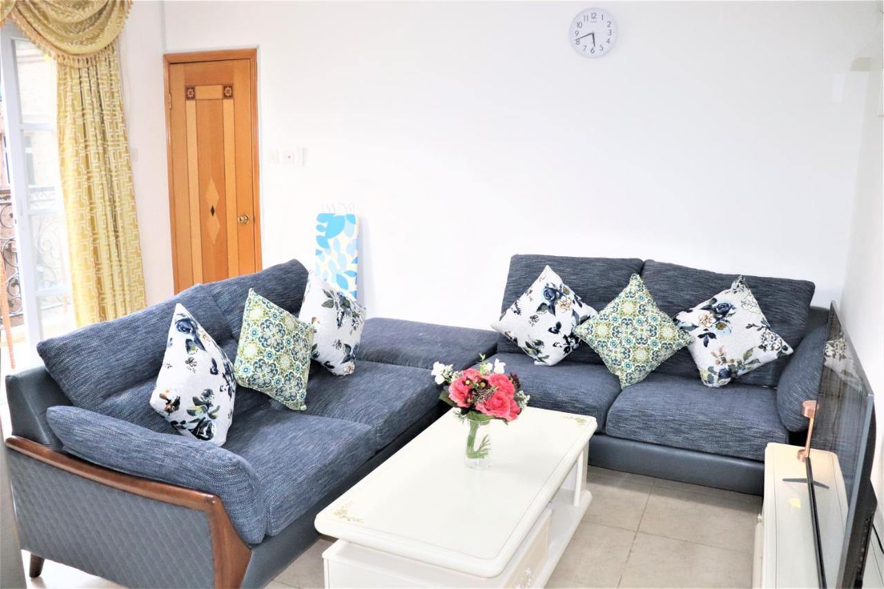 Mtr Tung Chung Near Airport Apartment, City Getaway, Pa Mei Village Tung Chung Hongkong Eksteriør billede